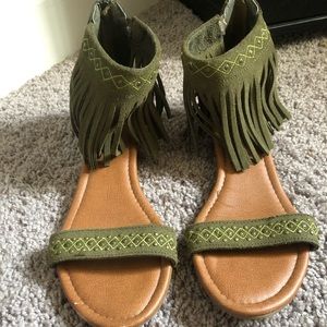 Minnetonka Sandals